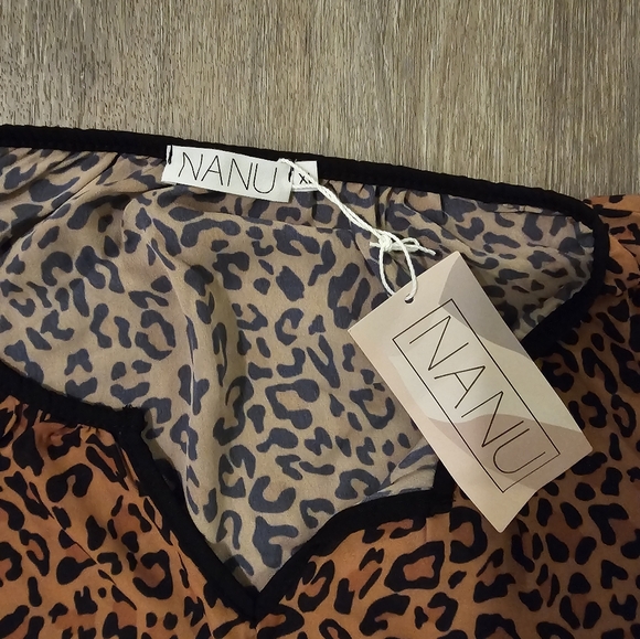 NEW with tags nanu cheetah leopard print blouse top shirt XL - Picture 3 of 3